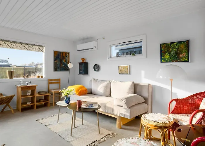 بيت للعطل 2 Bedroom Amazing In *